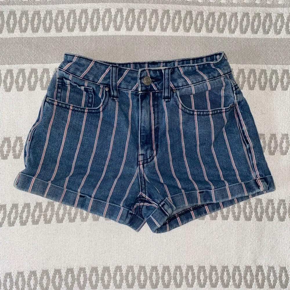 PacSun Mom Short Denim Pink Size 23 (XXS)